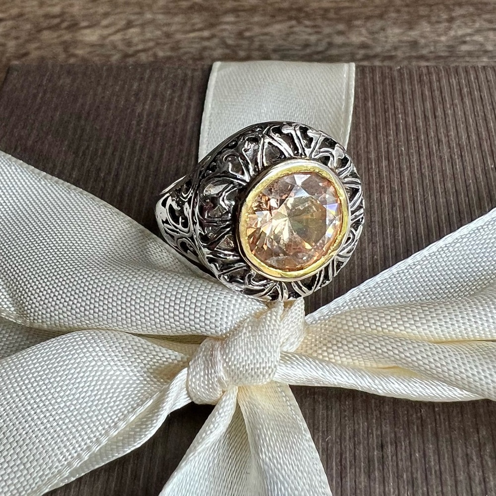 Sterling Silver 925 Antique Style Ring with Orange-Pink Stone